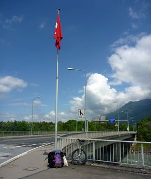 Über die Brücke in nach Liechtenstein Über die Brücke in nach Liechtenstein