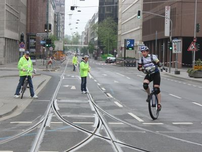 Andy bei den Schienen Andy bei den Schienen