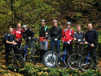 Auf schmalen Wegen die Jagst entlang Auf schmalen Wegen die Jagst entlang