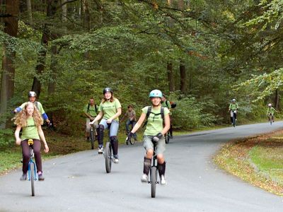 Abfahrt zum Schloss Abfahrt zum Schloss